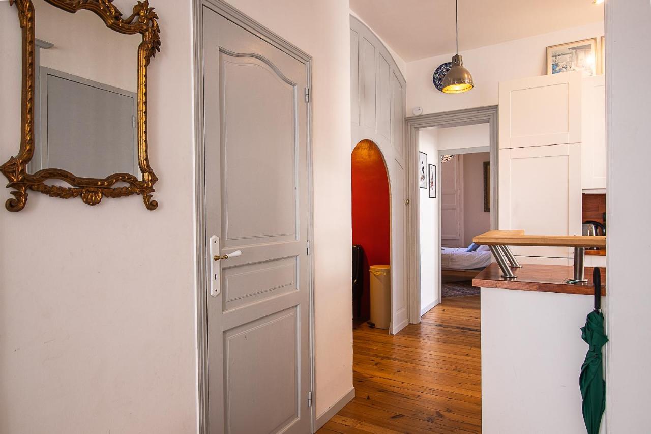 Appartement De La Tour De L'Horloge De دينان المظهر الخارجي الصورة